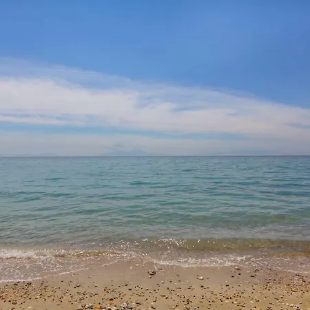 Villa Viorelis Sea View *