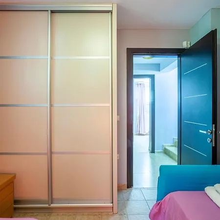 Viorelis Sea View Вилла *